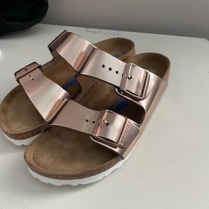 Birkenstock Arizona sandal-Rose gold